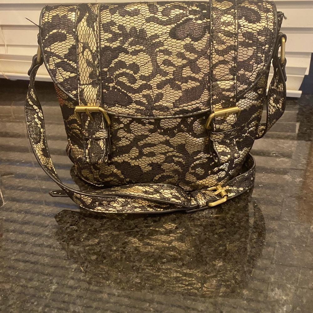 Aldo Purse - Snap latches